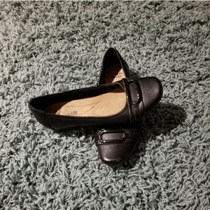 Clarks' black flats size 6.5